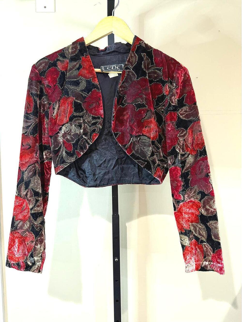 CDC Floral Velvet Cropped Jacket 80s Size 6 Shrug Crop Cardigan